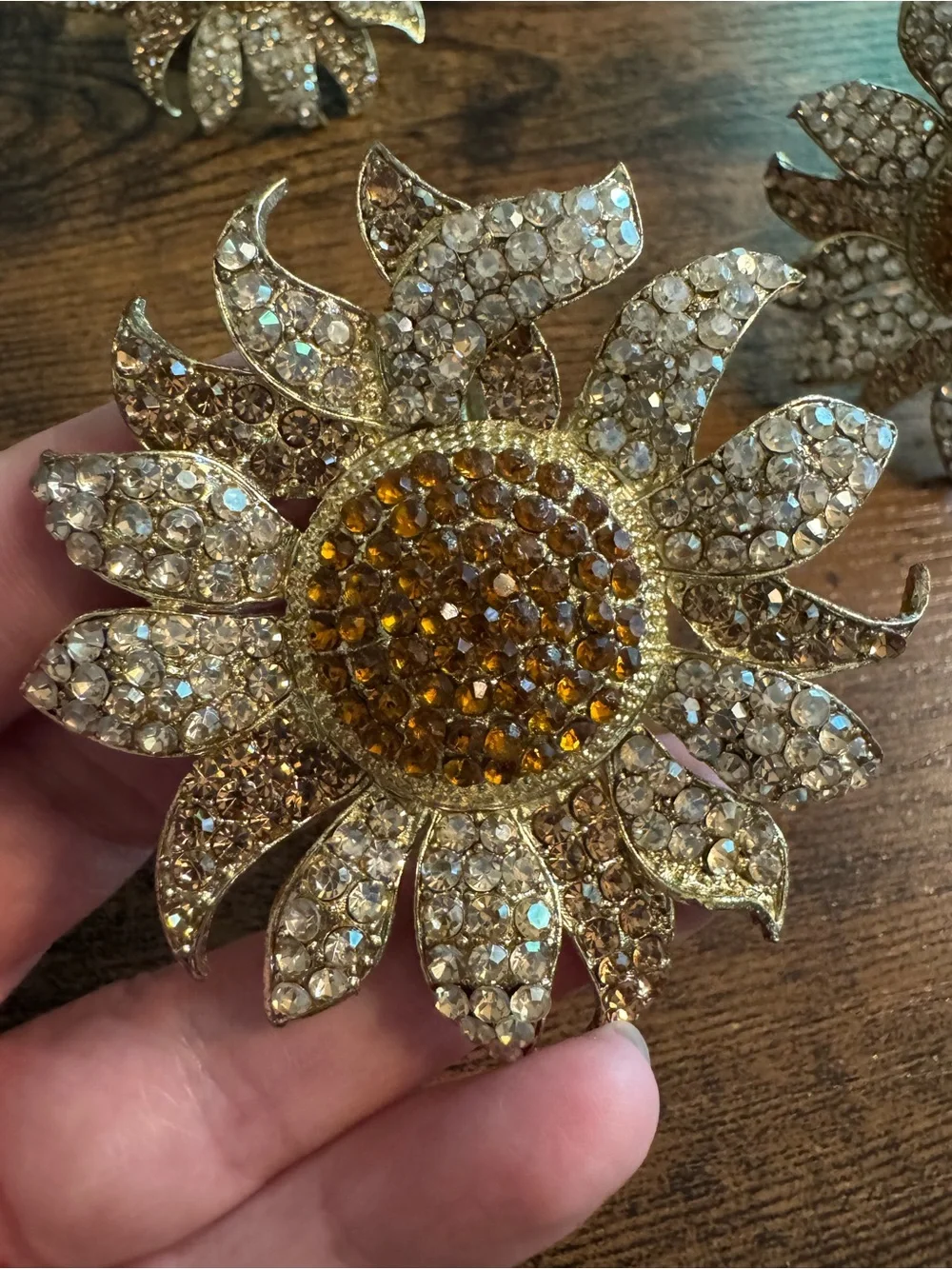 Tahari Home Sunflower Rhinestone Napkin Rings, Unboxed, Fall Thanksgiving